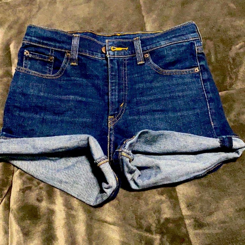 Levi shorts